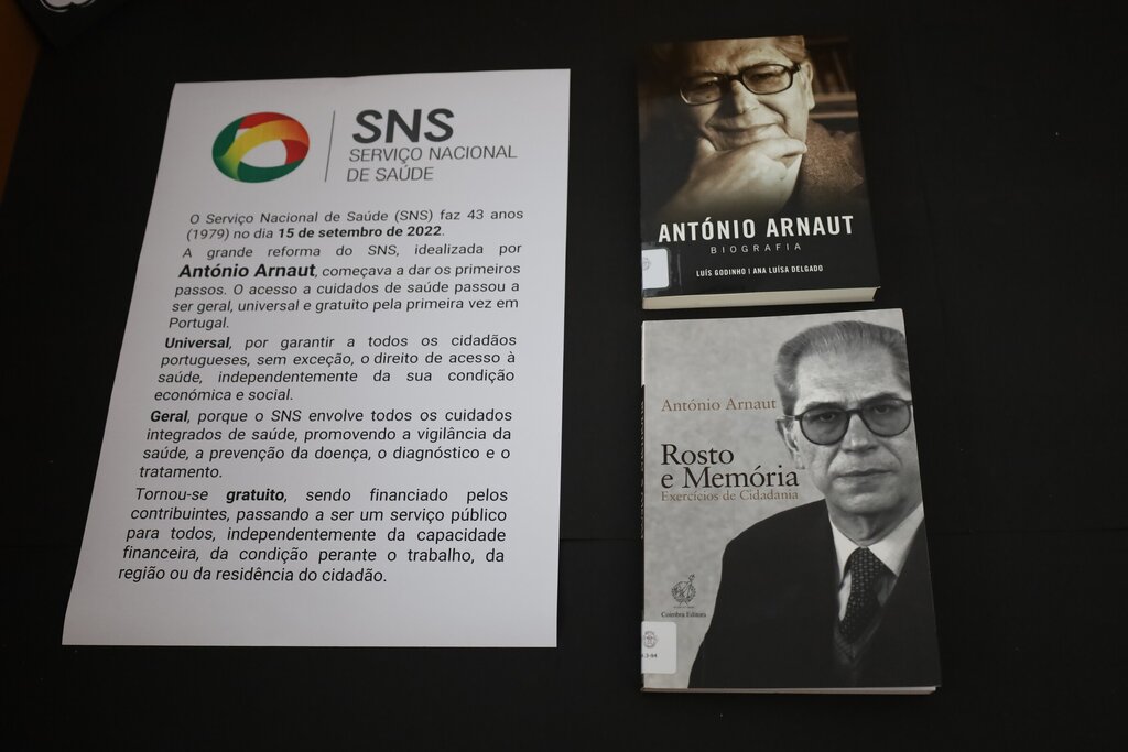 Sugestão de Leitura - 43º Aniversário SNS (Serviço Nacional de Saúde) - Fundador António Arnaut 