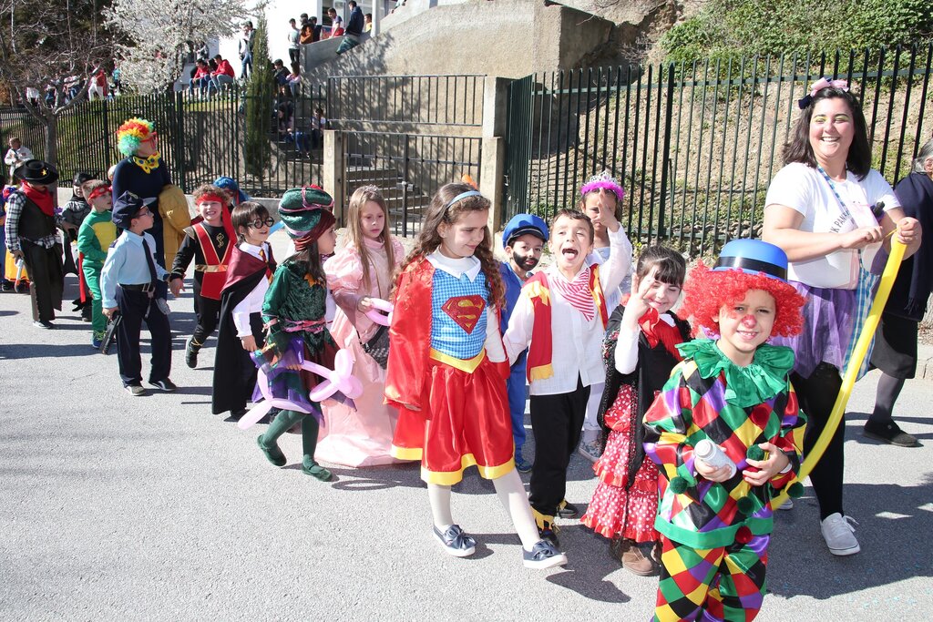 Corso de Carnaval dos alunos dos jardins de infância e 1º ciclo do concelho