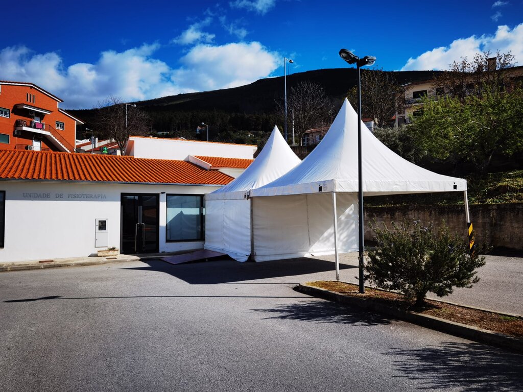 Câmara Municipal de Torre de Moncorvo instala tendas de apoio à vacinação